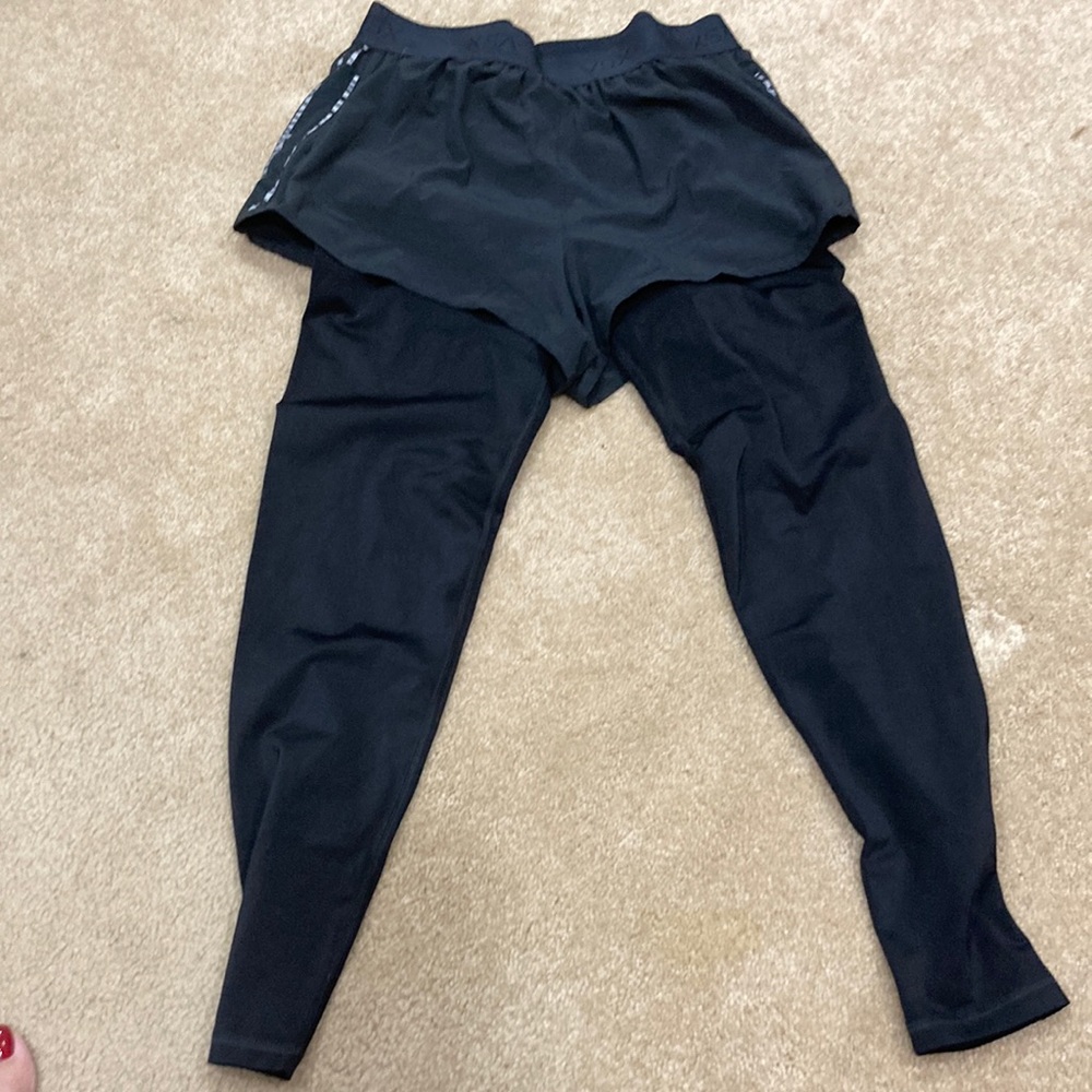 Victoria secret Leggings whit shorts